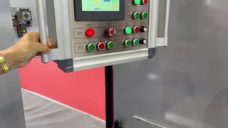 Smussatrice per schiuma CNC TDPB 1900 Peeling ad alta precisione