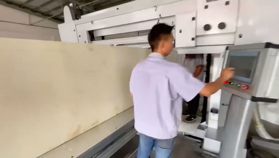 Macchina di taglio piatta automatica di fascia alta per schiuma TDBW-2100