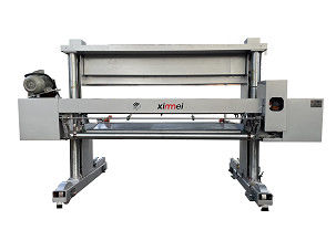 2200mm SKD11 Blade Pu Cutting Machine Guida di rotolamento lineare