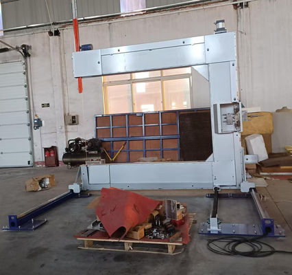 Tavolo da lavoro rotante con controllo PLC per taglierina in schiuma CNC diritto verticale di grandi dimensioni in spugna