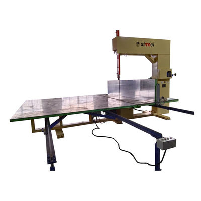 Prezzi accessibili Personalizzabile PU 4 Ruote Verticale Taglio coltello per vari materiali Cost-Effective Materasso schiuma macchina di taglio