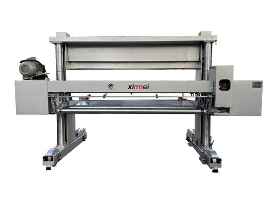 Macchina di taglio di schiuma PU ad alta precisione con velocità 0-120 m/min, tolleranza ± 0,06 mm e larghezza 1500-2200 mm